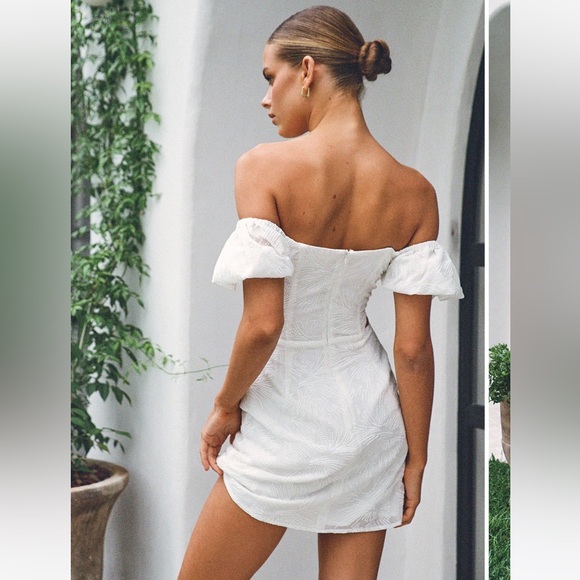 Sabo Skirt: Azzurra Cutout Dress - Picture 5 of 7